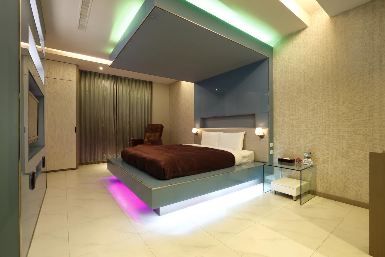 Hua Xiang Hotel-Qishan Экстерьер фото